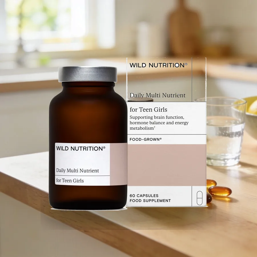 Wild Nutrition Daily Multi Nutrient for Teen Girls monivitamiini teinitytöille, arkiympäristössä